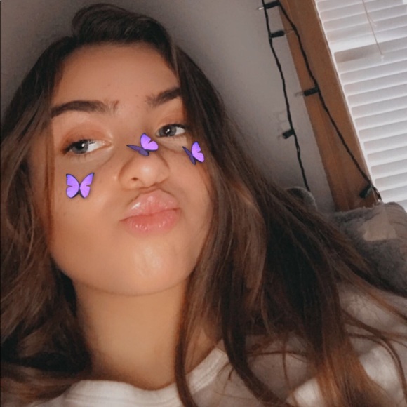 Meet your Posher, Becky - Picture 1 of 1